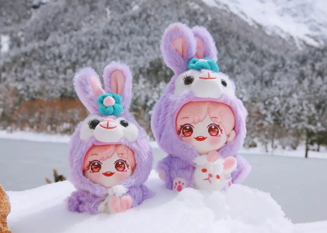 从按摩仪到JK制服，饭圈的周边特典真能冲击路人盘吗？