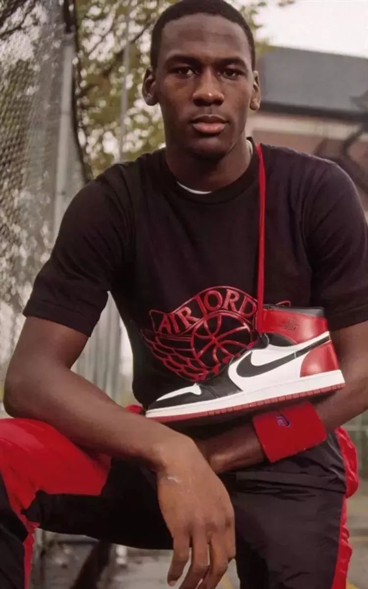 aj1穿上后小蛮腰,当我第一次穿上aj1