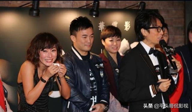 他为了一个机会，下跪争取，奈何“尊严不值钱”，靠拳头打出名堂