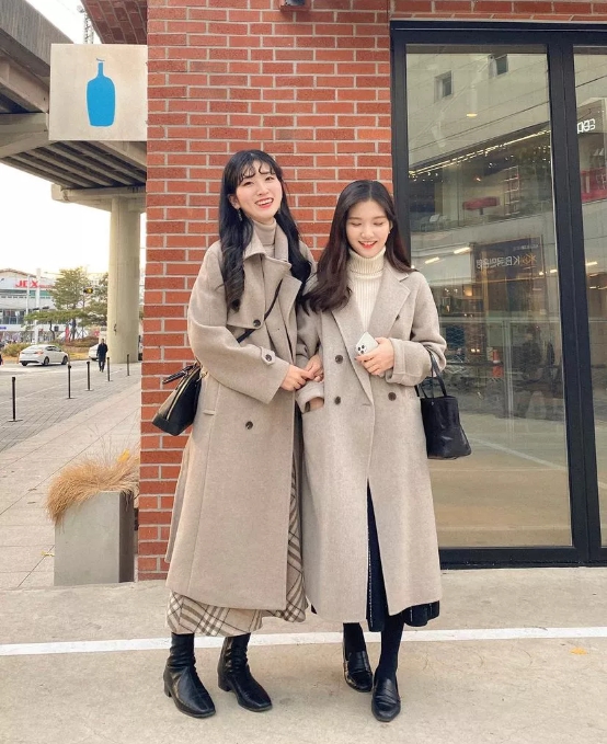 外套裙子早春最潮穿搭,韩国冬穿搭街拍裙子