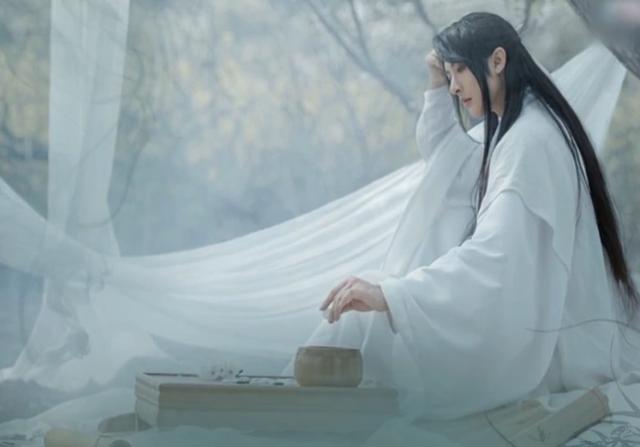 款款帘风夜语泠,意恐更深梦又残。诗友卜算子诗词近作一组