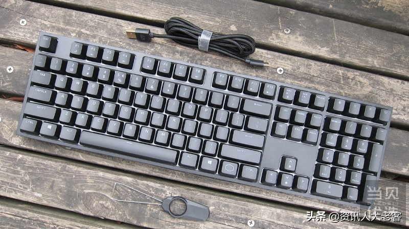 码字党最好用的机械键盘,酷冷烈焰枪键盘