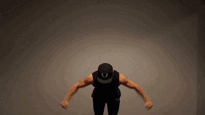 跑步前如何热身防止膝盖受伤,预防运动受伤运动前做好热身