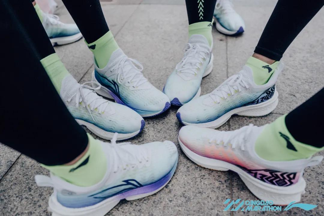 多元化跑鞋,多元化与专业化