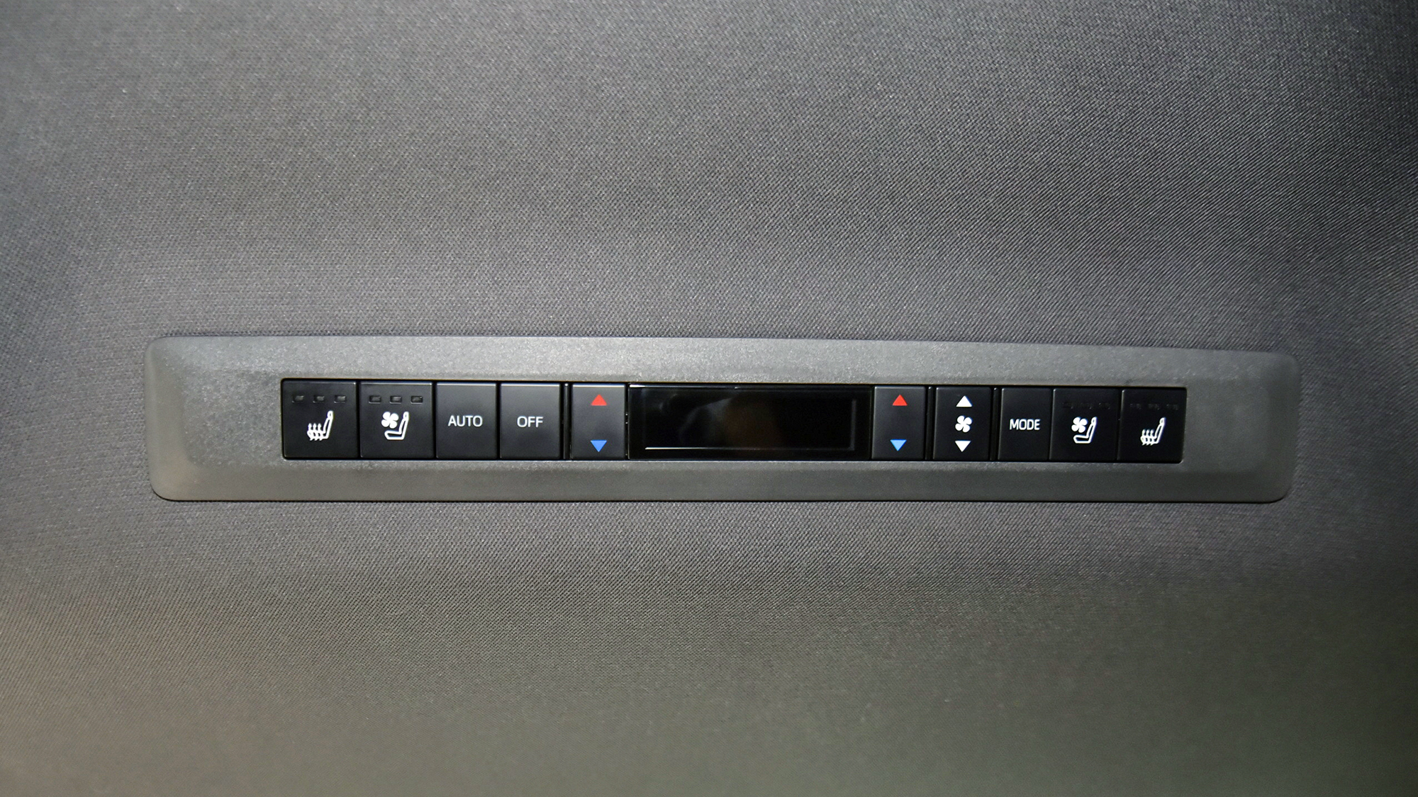 丰田赛那即将上市,全新丰田赛那预计年内上市