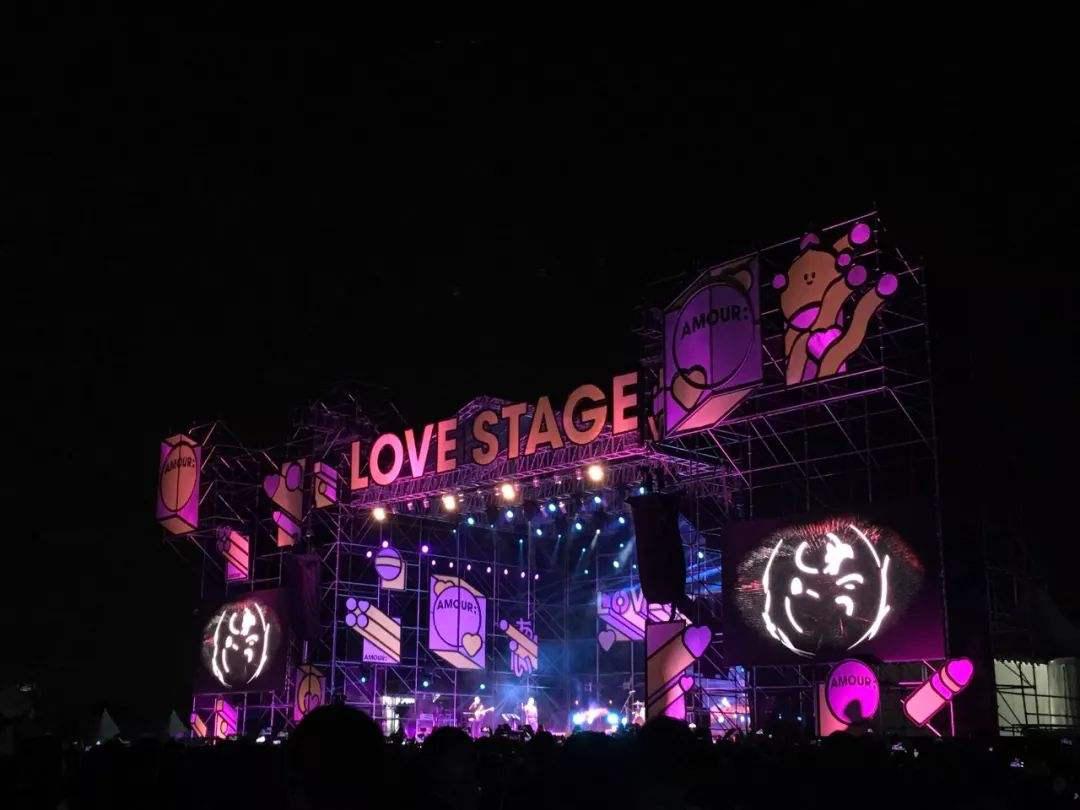 从B站“宅草莓”到京东“真人秀”，摩登天空的“线上求生记”