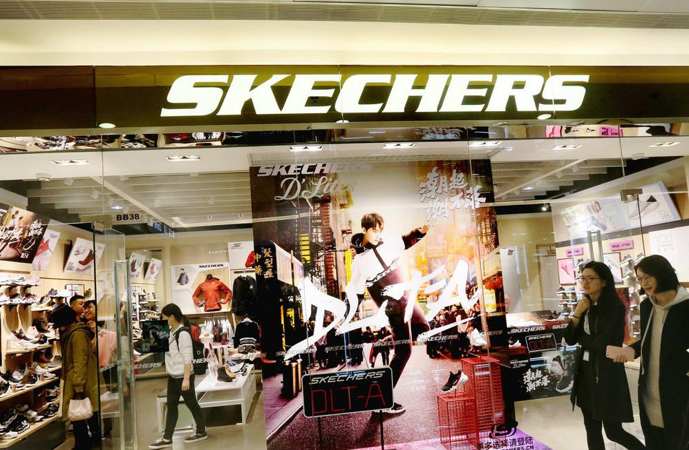 运动鞋品牌排行前十名李宁,李宁运动鞋高端品牌