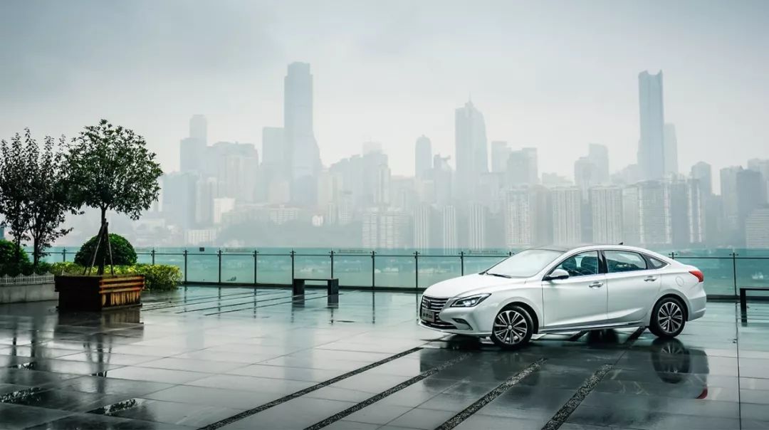 自主品牌15万以内的轿车推荐,15万左右的油电混合轿车排行榜