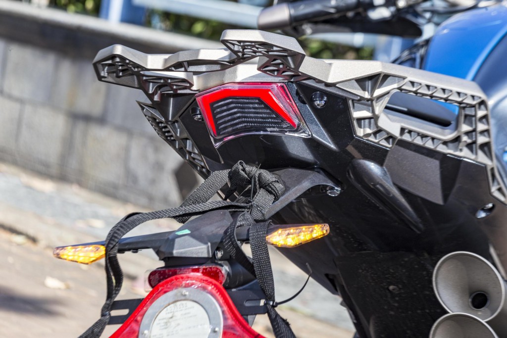 升仕310m摩托车全面测评,小丙摩托测评升仕310t