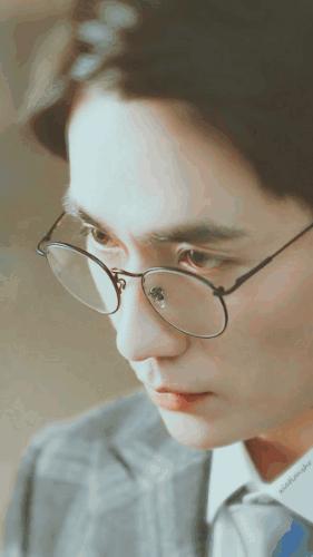 杭州这家店拥有优质的服务，隐形眼镜、老花眼镜的百年老字号企业