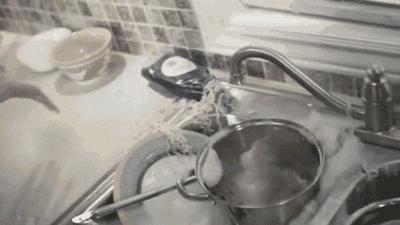 给水龙头装上“花洒”,360°不飞溅还增压,一天省7瓶大怡宝