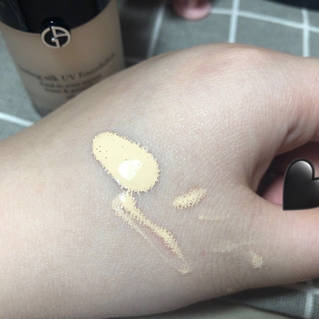 粉底液哪个好用适合夏天,兰蔻菁纯粉底液100和110夏天测评