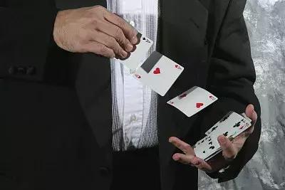 向死而生2002,p2p集中爆发