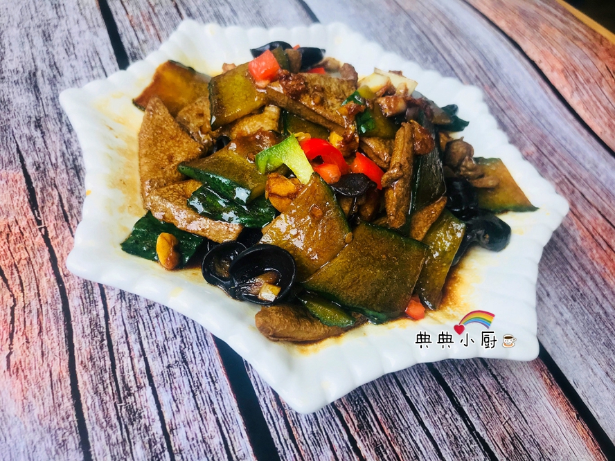 为什么你炒的猪肝又腥又老黏糊糊,猪肝炒出来很硬是什么原因