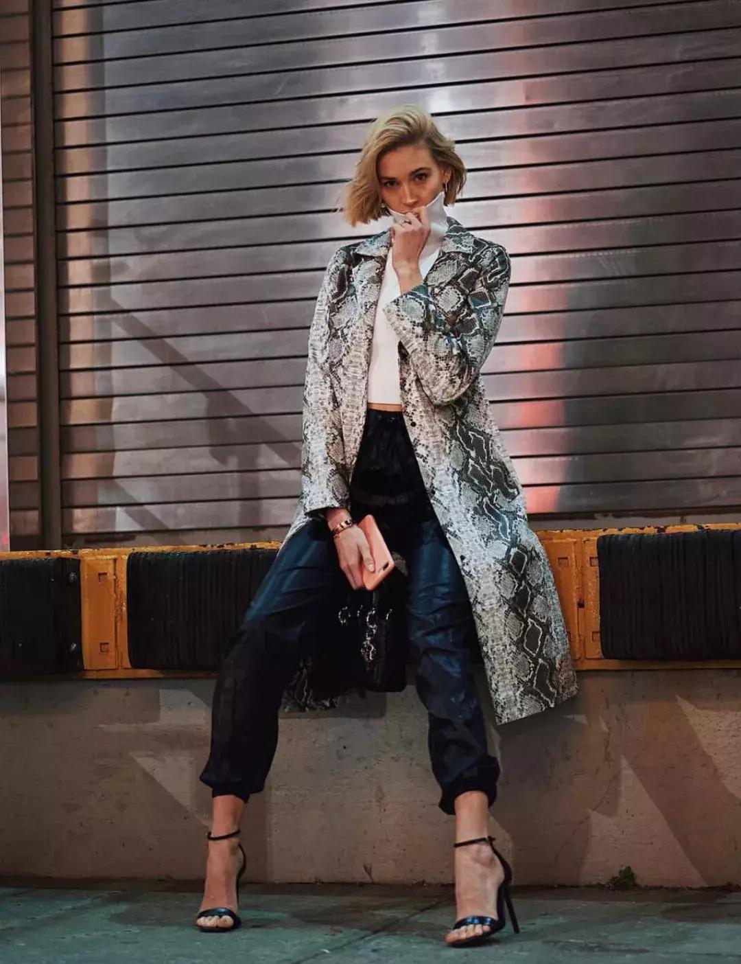 小众印花穿出时髦感,印花气质高级感