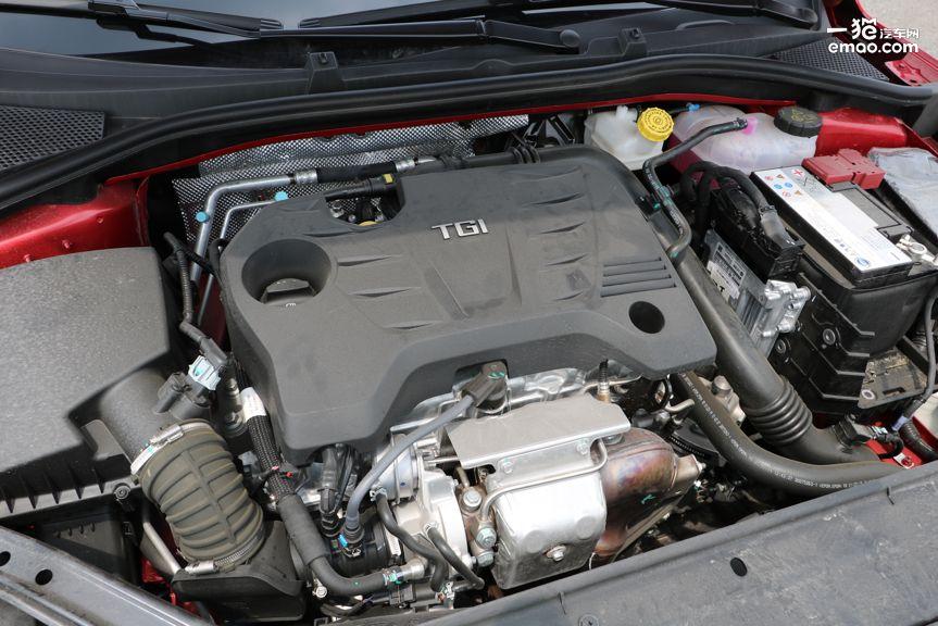 名爵6手动高铁版测试,试驾新名爵6见证6秒破百