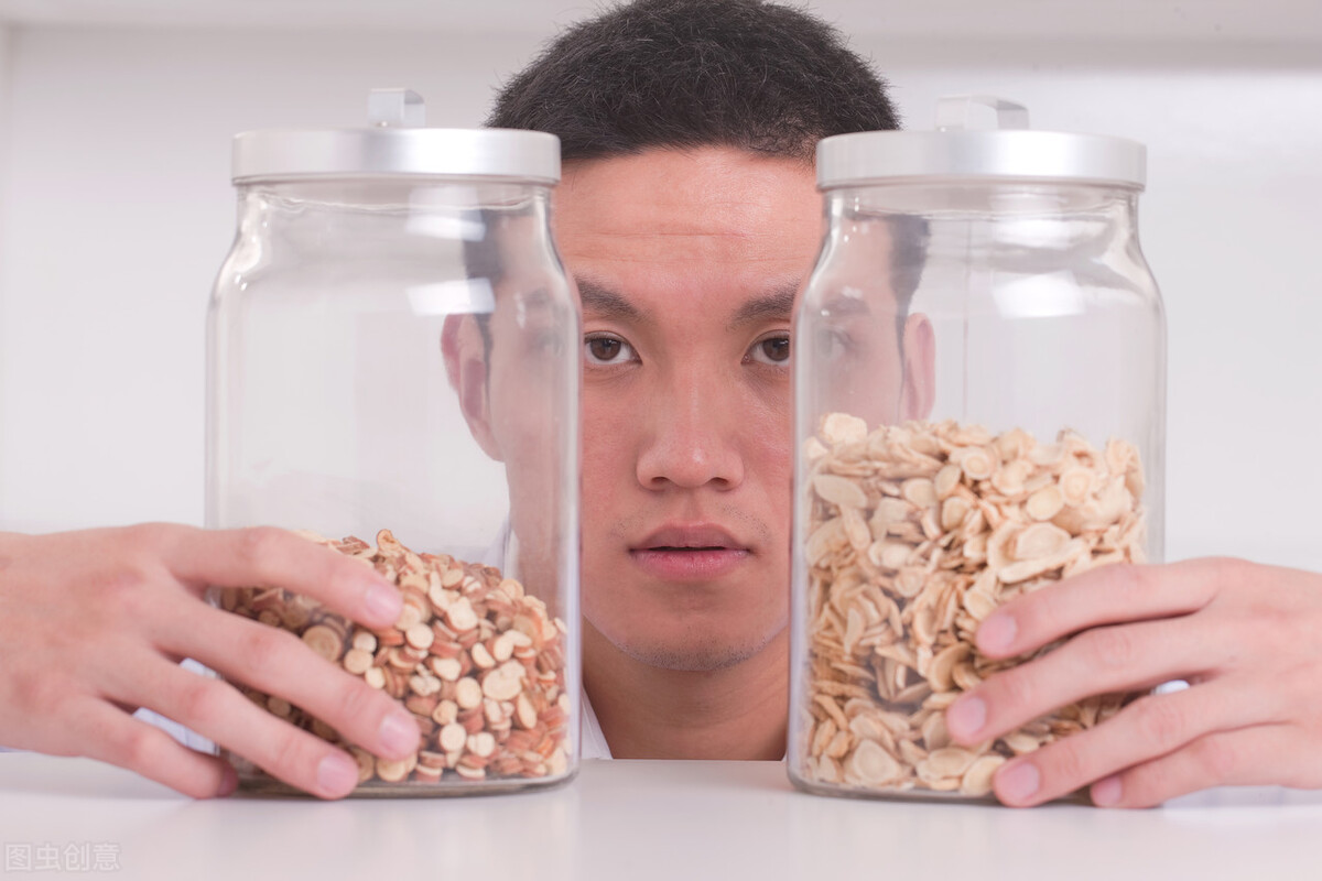 现在老年人能吃保健品吗 (老年人别上当远离保健品)