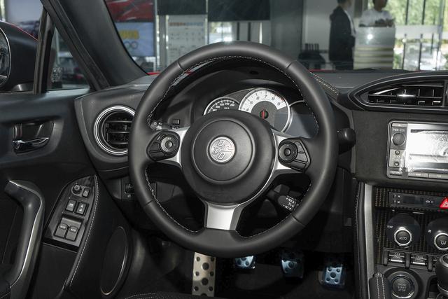 全新一代丰田86试驾视频,丰田86新款吐槽点