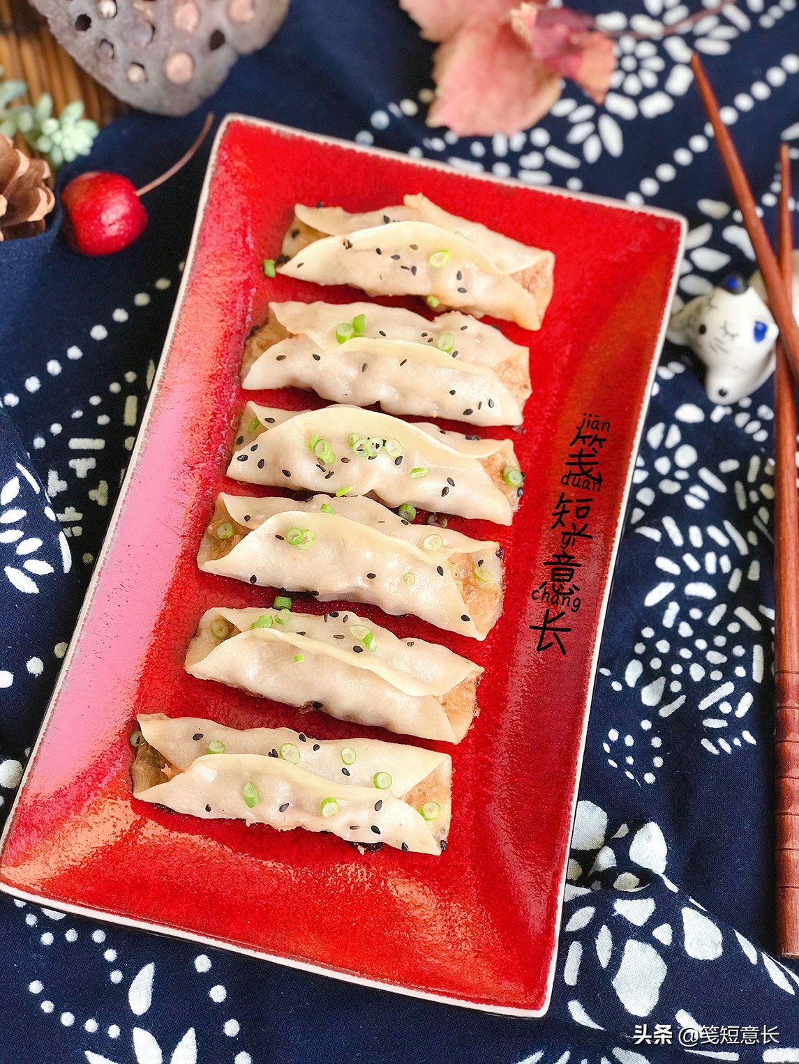 饺子馅儿甜了如何补救,饺子怎么用平底锅煎好吃