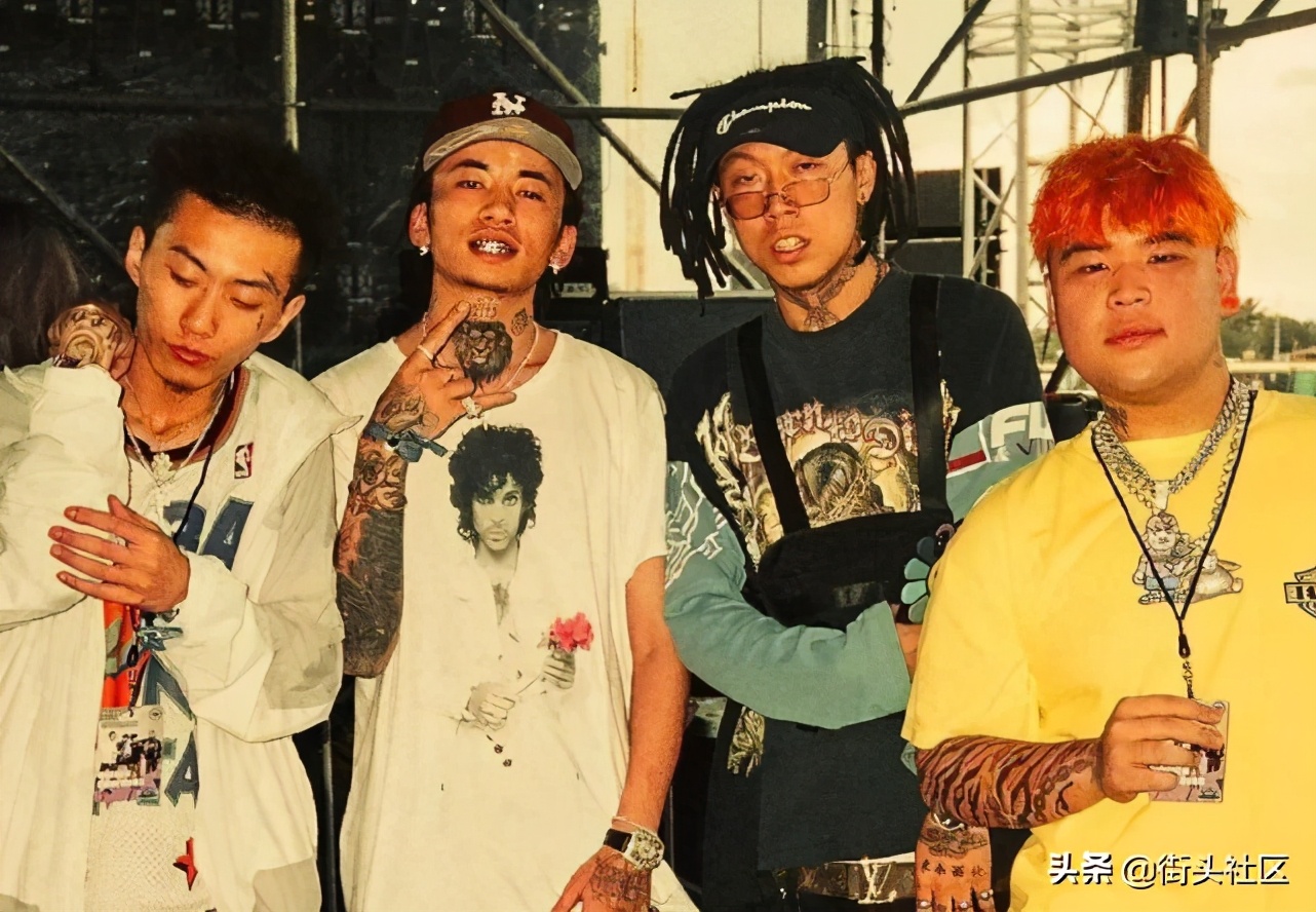 马思唯送项链哪一集,马思唯送易梦玲的项链