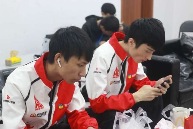 agvv退役,vv为什么离开ag