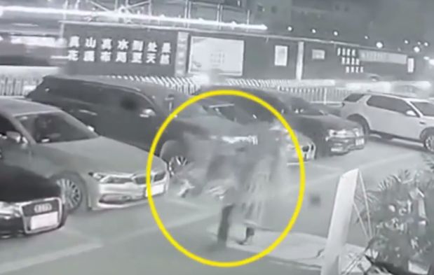 餐饮店被偷走100万判多少年,餐饮新店第一个月亏本