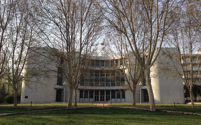 安阳市第一中学985上线率,一本上线率百分之80的高中