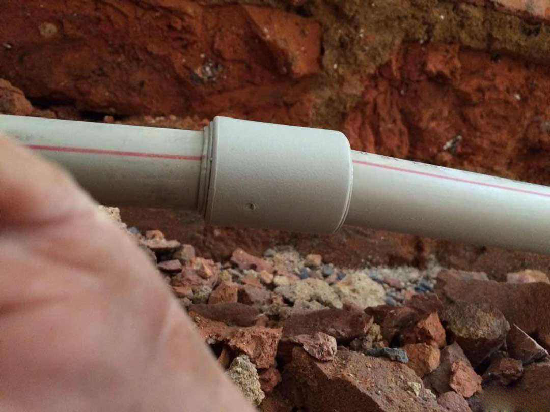 金牛ppr水管用锤子能砸破吗,用锤子砸ppr管是检测质量标准吗