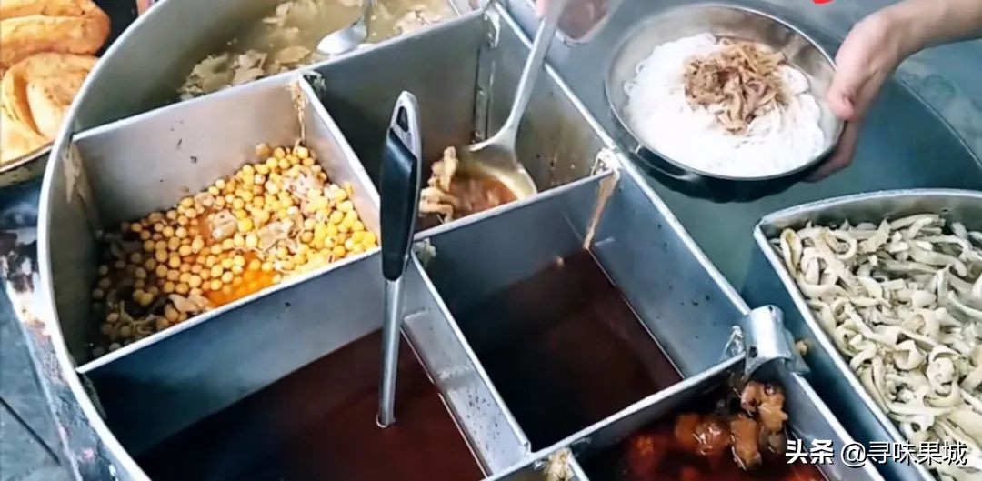 5元的南充乡镇米粉店,南充市5元米粉