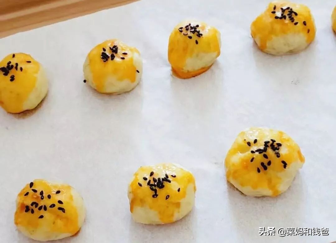 适合在家里做的美食小点心,教你在家做出简单又好吃的小点心
