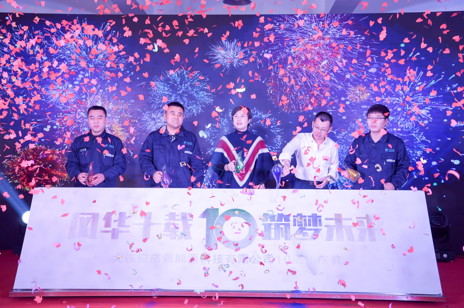 鑺冲崕鍗佽浇閫愭ⅵ鏈潵,椋庡崕鍗佽浇绛戞ⅵ鏈潵鏈楄绋垮瓙