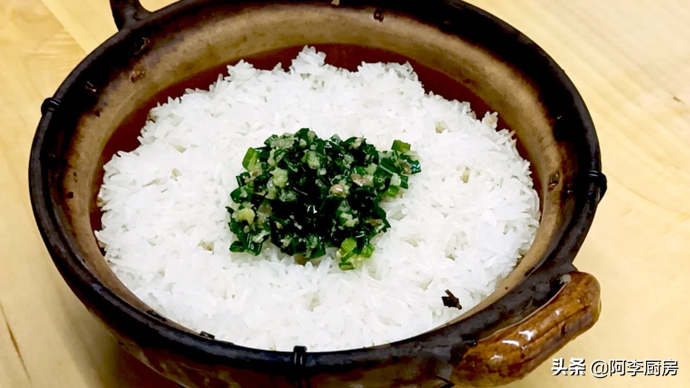 广东海鲜油盐煲仔饭,冬瓜腐竹油盐煲仔饭