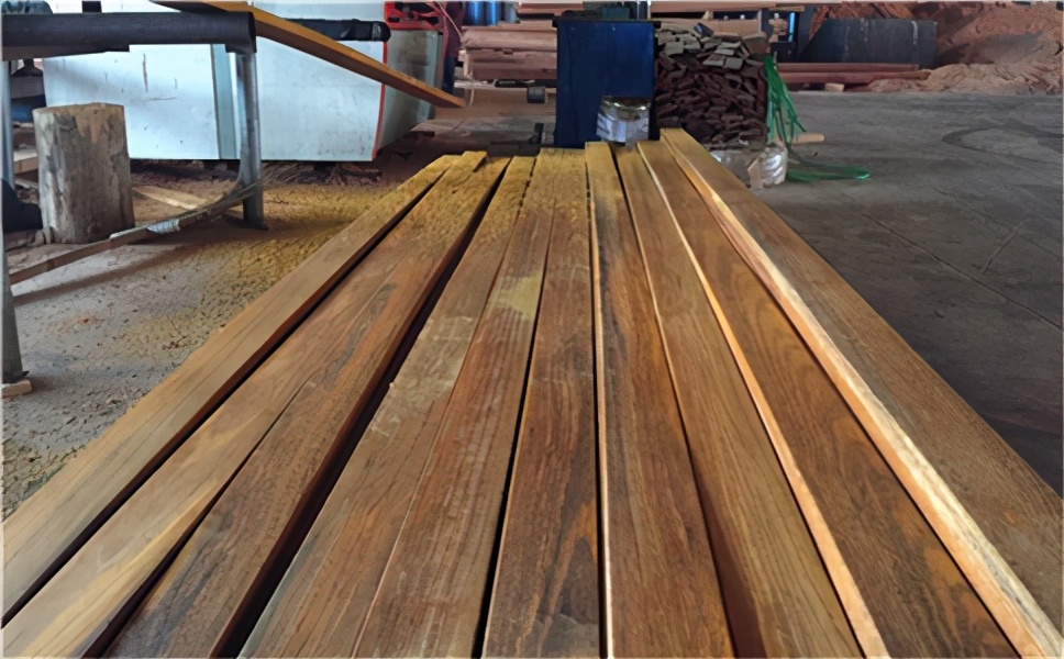 菠萝格实木地板厂家批发,广州菠萝格户外实木地板厂家