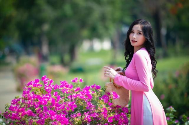 女人迷恋型男,喜欢大叔的女人标准