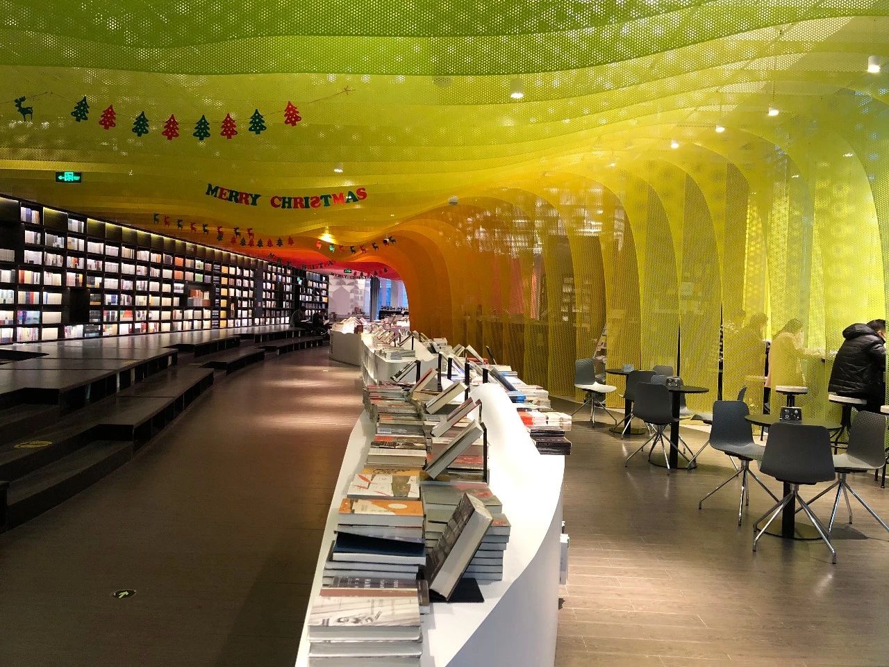 探索苏州有很多种方式,而我却选择了跟着万丽酒店去发现她的美