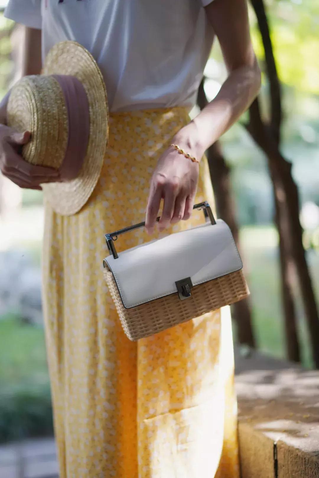 这5种首饰简单时尚减龄不贵,比较百搭的首饰