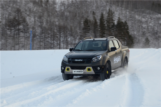 江西五十铃d-max跑山路动力足吗,沉浸式体验2023款五十铃d-max