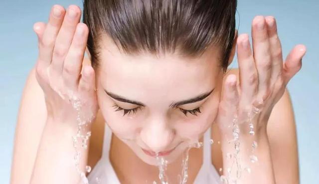 洗面奶怎么选泡沫少的牌子,如何选一款好用的洗面奶