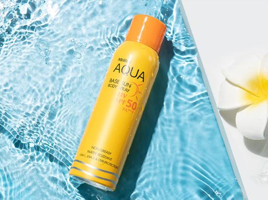 王一博肖战防晒喷雾,李现王一博用防晒喷雾