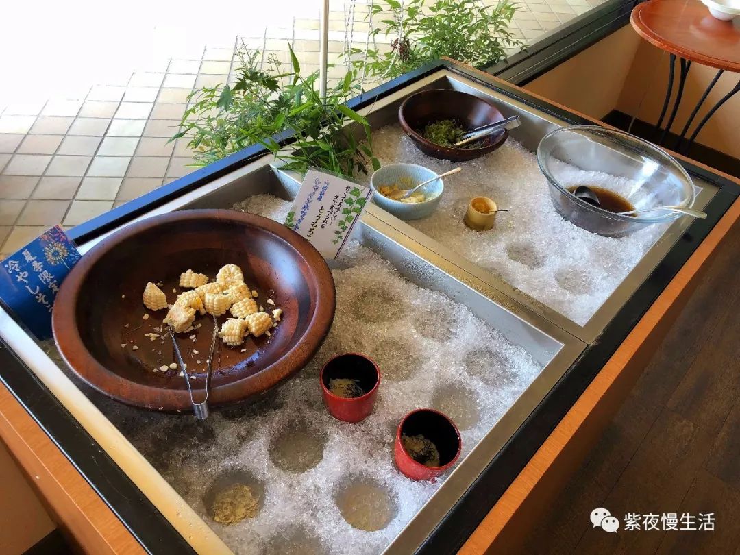 未见富士,幸运依在-秀峰阁湖月