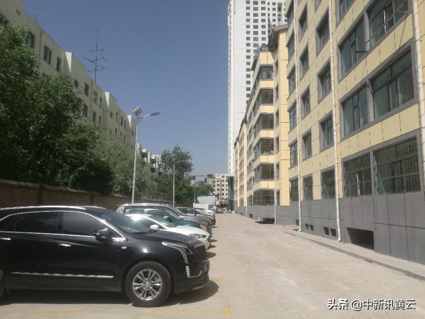 业主和租户的停车权利是一样的吗,租户享有业主停车权