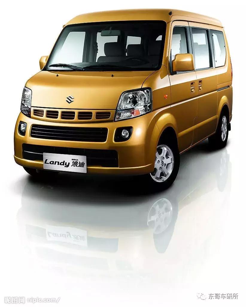 铃木浪迪七座好还是8座好,新款铃木浪迪7座