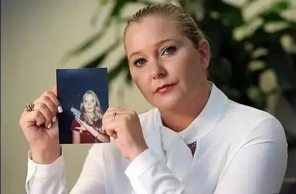 美国富豪“淫媒”死亡,“*奴性**岛”牵涉多少政要权贵?