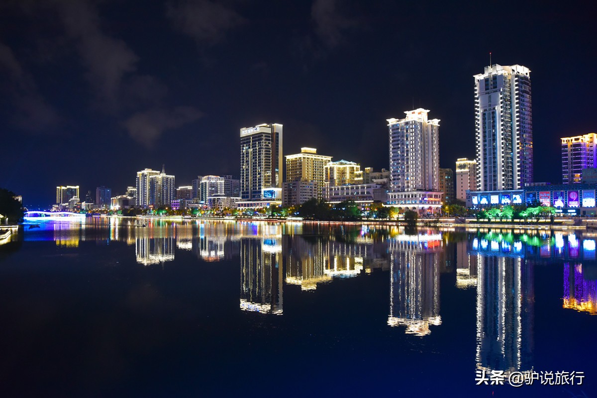 撮一顿海鲜自助,搓一顿火锅大排档套餐