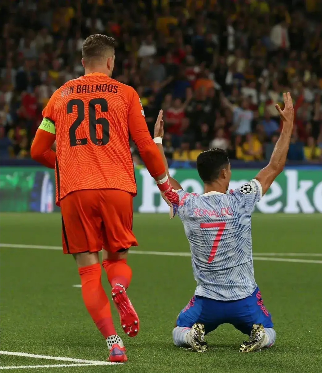 c罗欧冠失利曼联决赛,c罗欧冠点球被扑