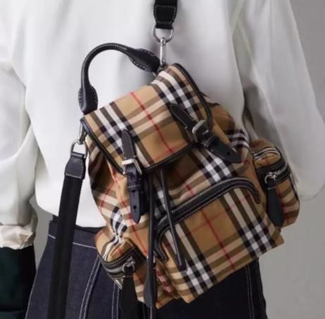 奢侈品大牌有哪些好看又好搭配双肩包?C4N搭配干货!