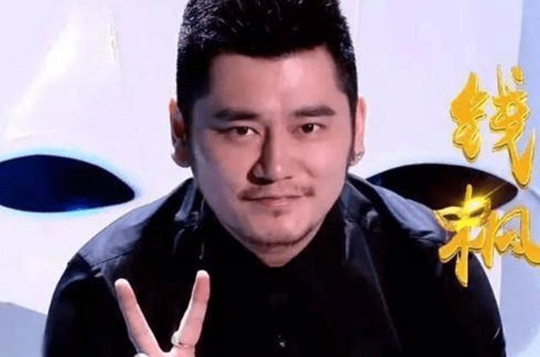 钱枫被实名举报强奸，曾向受害女孩下跪求饶，湖南台已暂停其工作