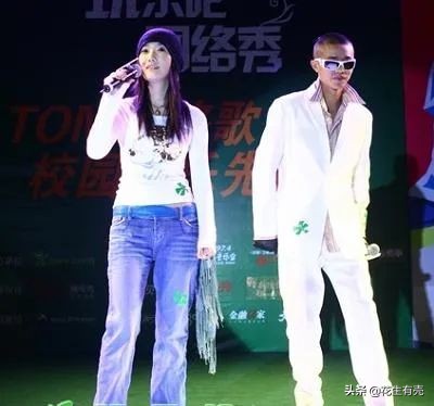 凤凰传奇曾毅和玲花现状,凤凰传奇曾毅和玲花接受采访