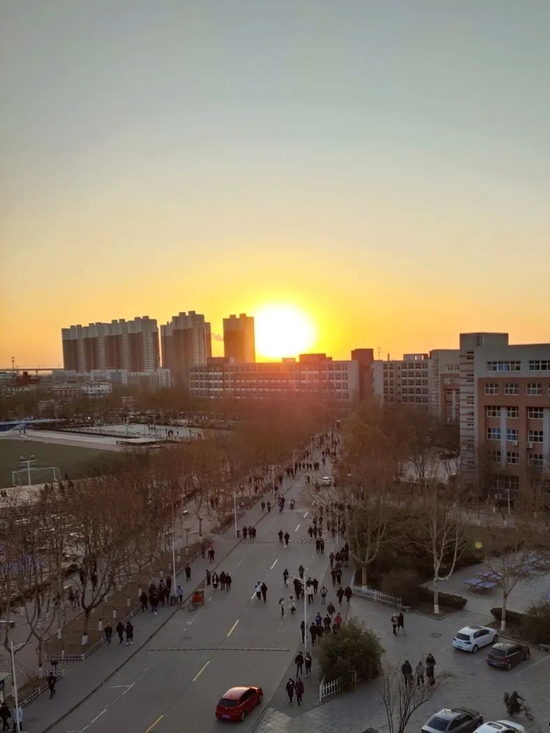 河北工业职业技术学院校园,有河北工业职业技术学院吗