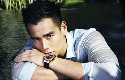 天生“花心脸”，痞帅不油腻，这6位自带坏男生魅力，不耍帅也酷